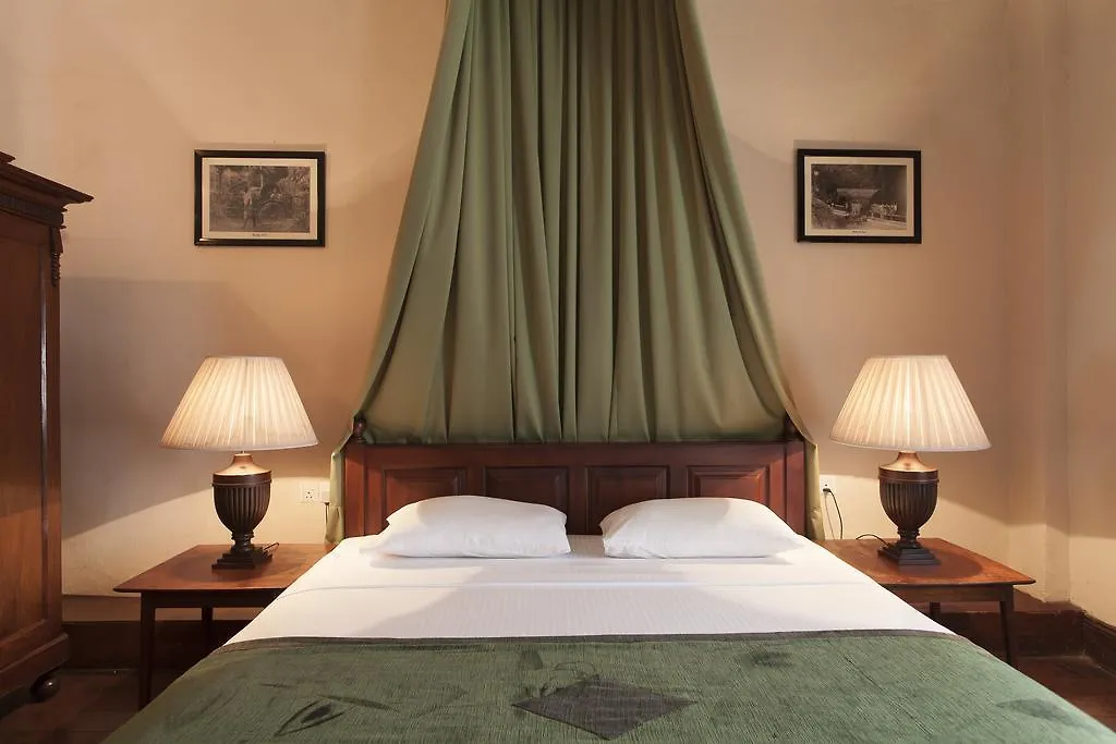 קנדי Queen'S Hotel 5*,