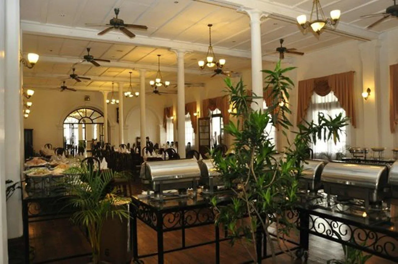 *****  קנדי Queen'S Hotel סרי לנקה