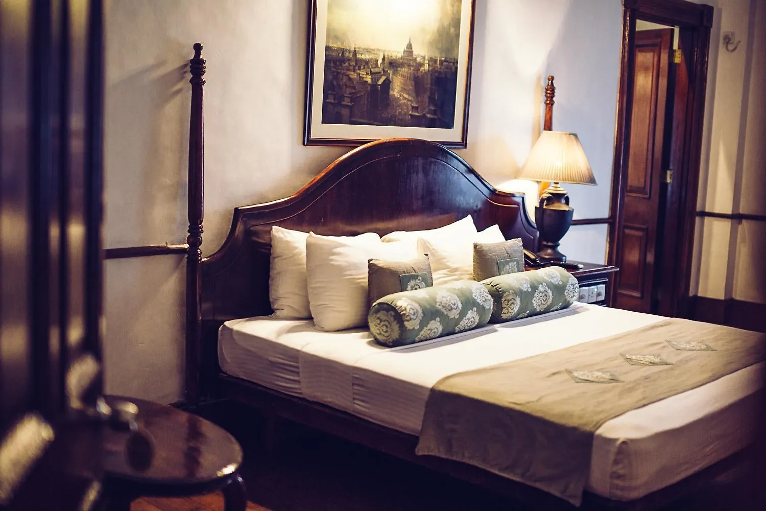 קנדי Queen'S Hotel 5*,  סרי לנקה