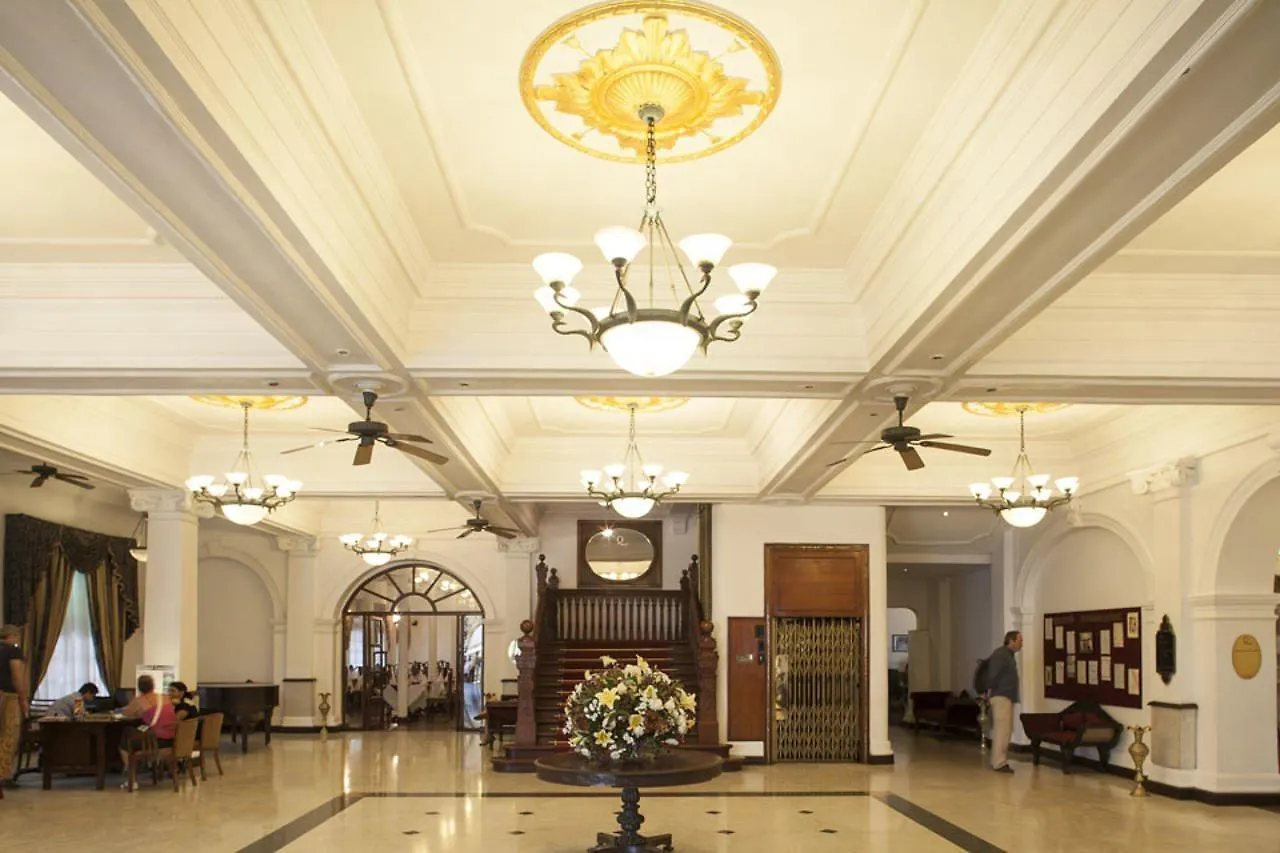 Queen'S Hotel Kandy